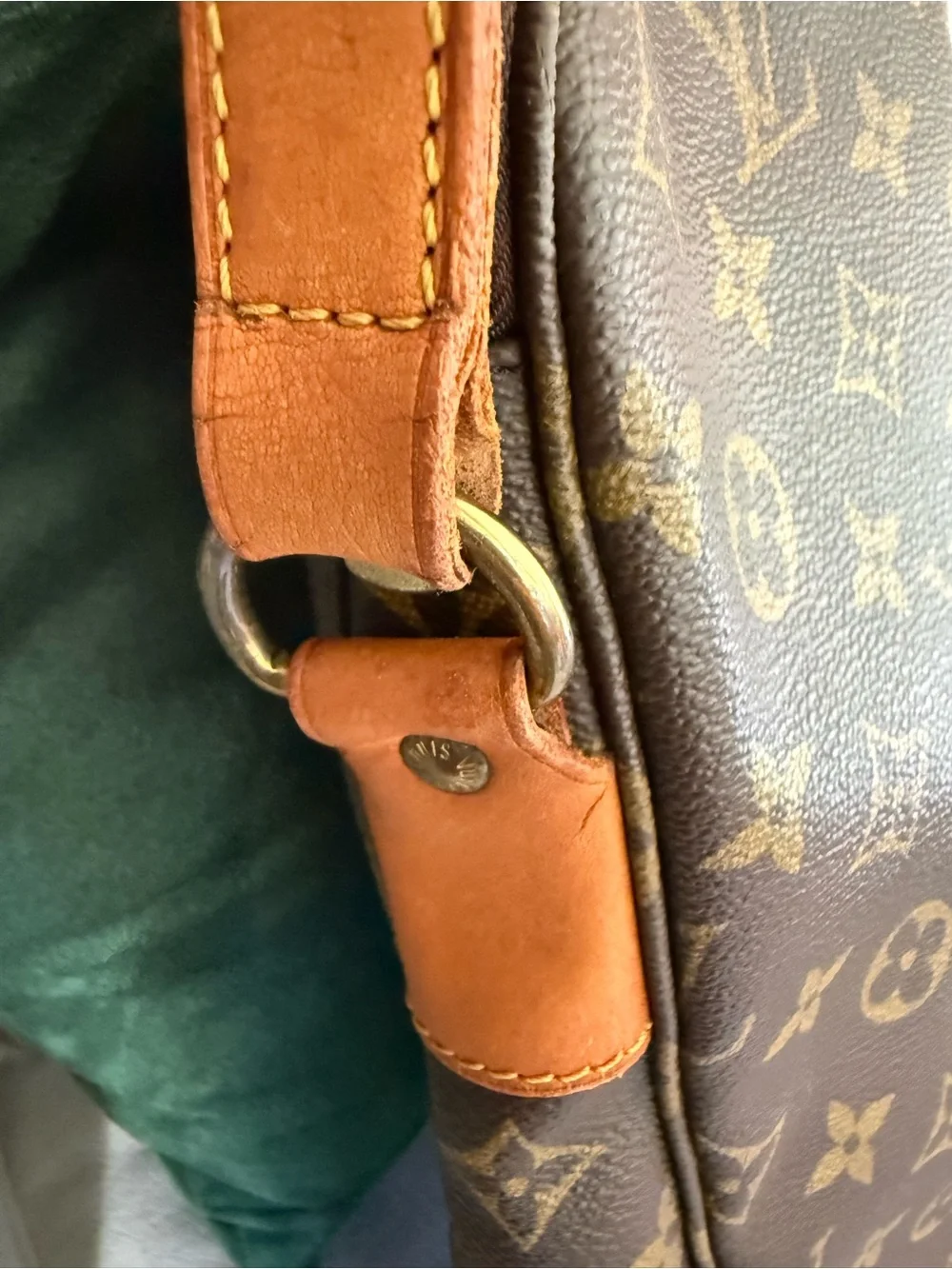Louis Vuitton Rare Vintage Sac Balade w/Dustbag, lock & Key with COA